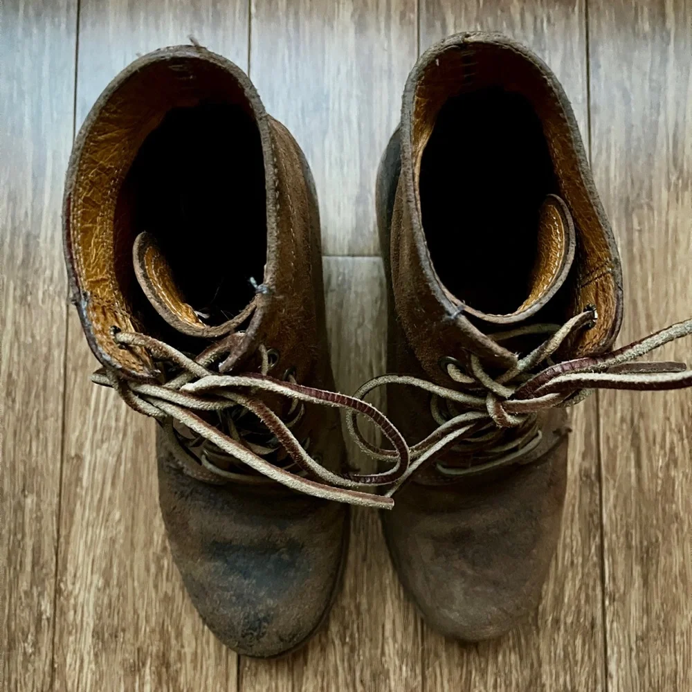 Frye Sabrina 6G Brown Distressed Suede Wood Heel - Picture 7 of 9